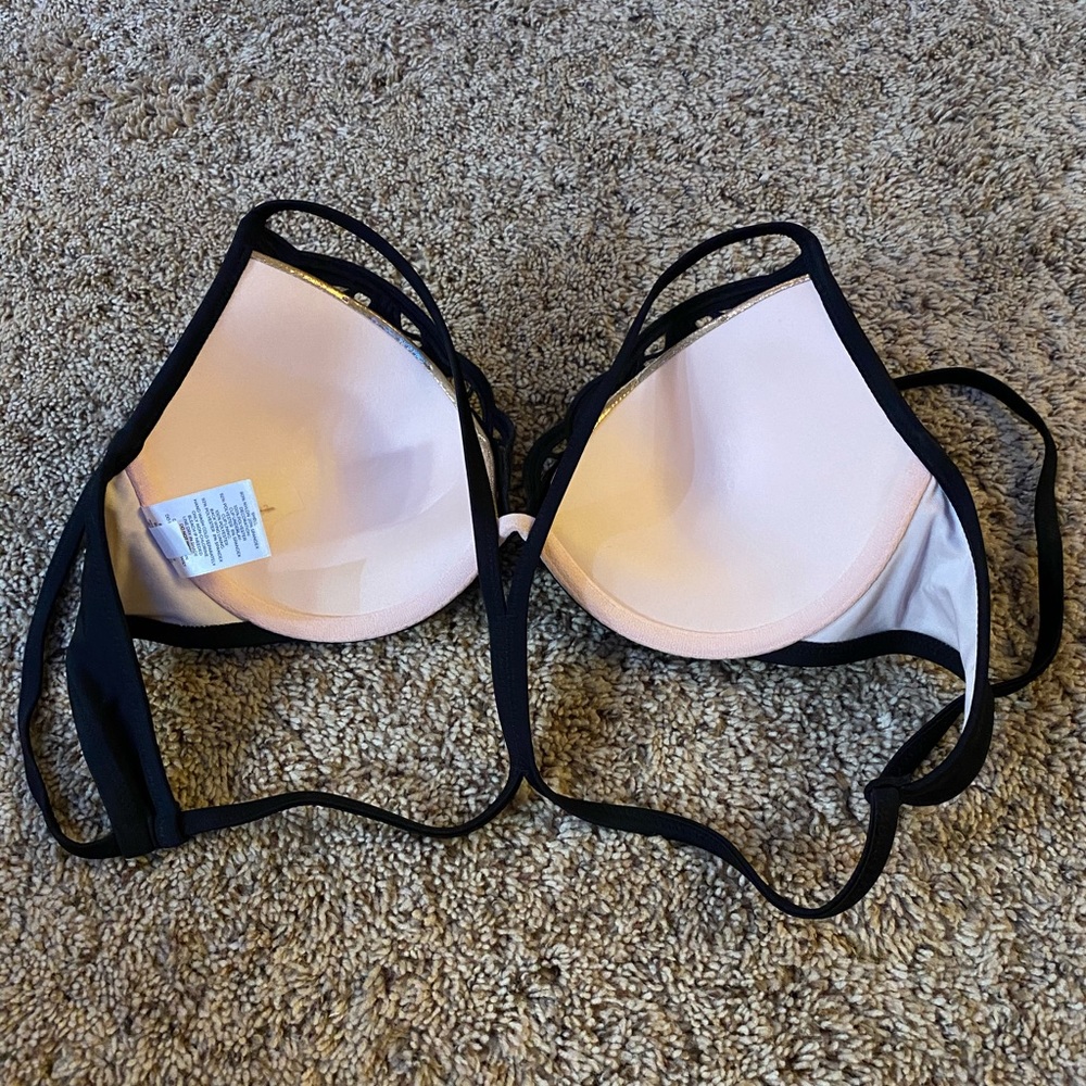 Swim top - Picture 3 of 5